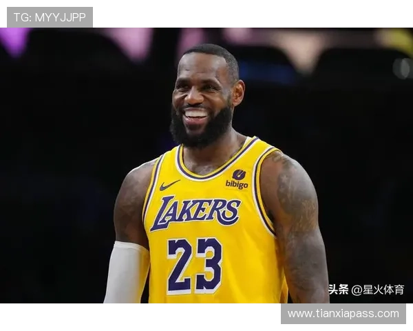 詹姆斯展望新赛季强调开拓者与爵士的潜力与悬念